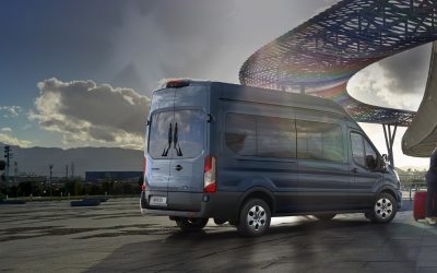 17-Seater Minibus Hire for Airport Transfers in Southampton